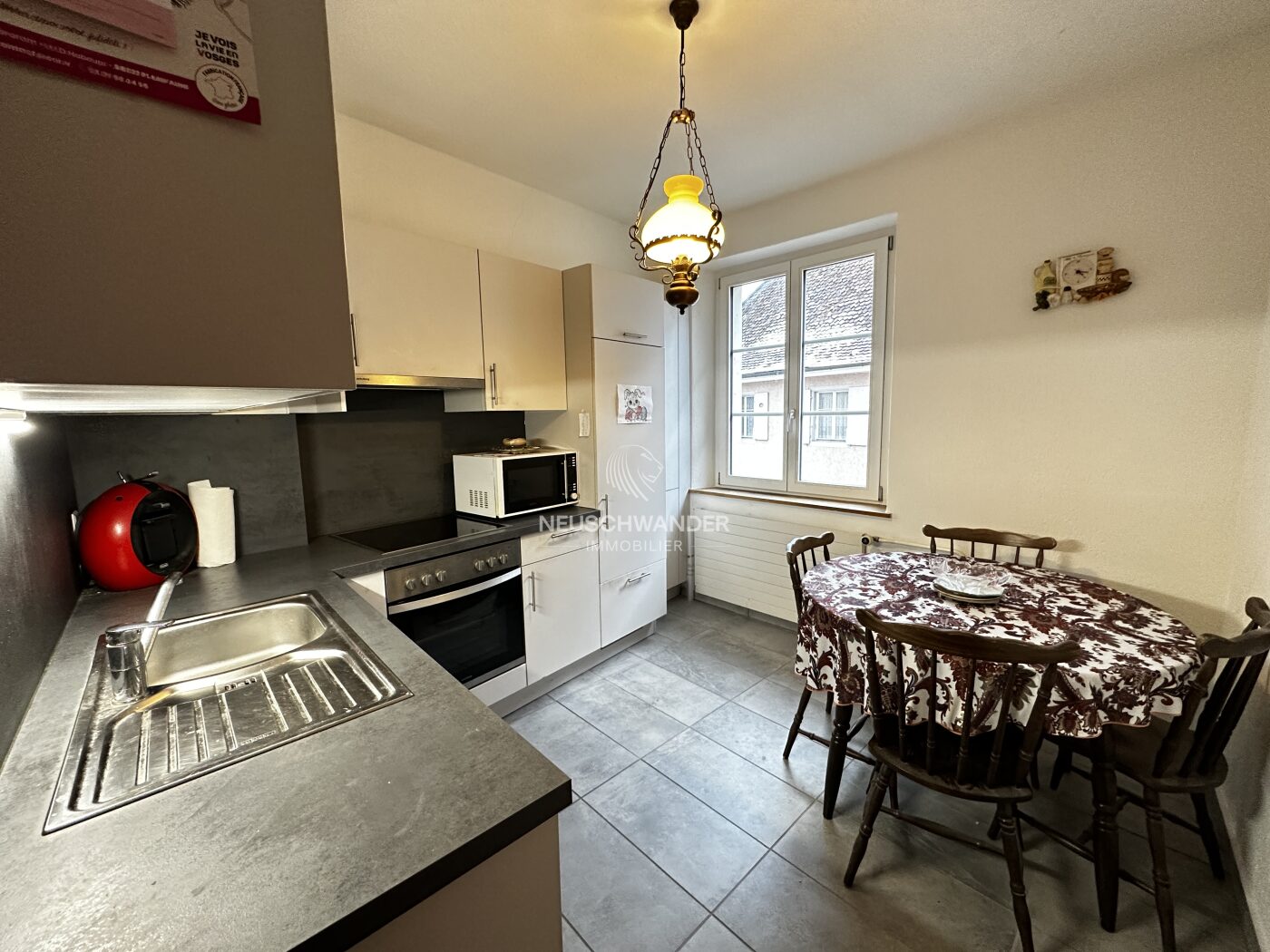 Appartement 2.5 pièces au 3ème - gauche