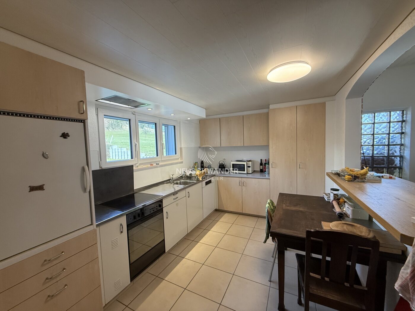 Cuisine semi ouverte et habitable