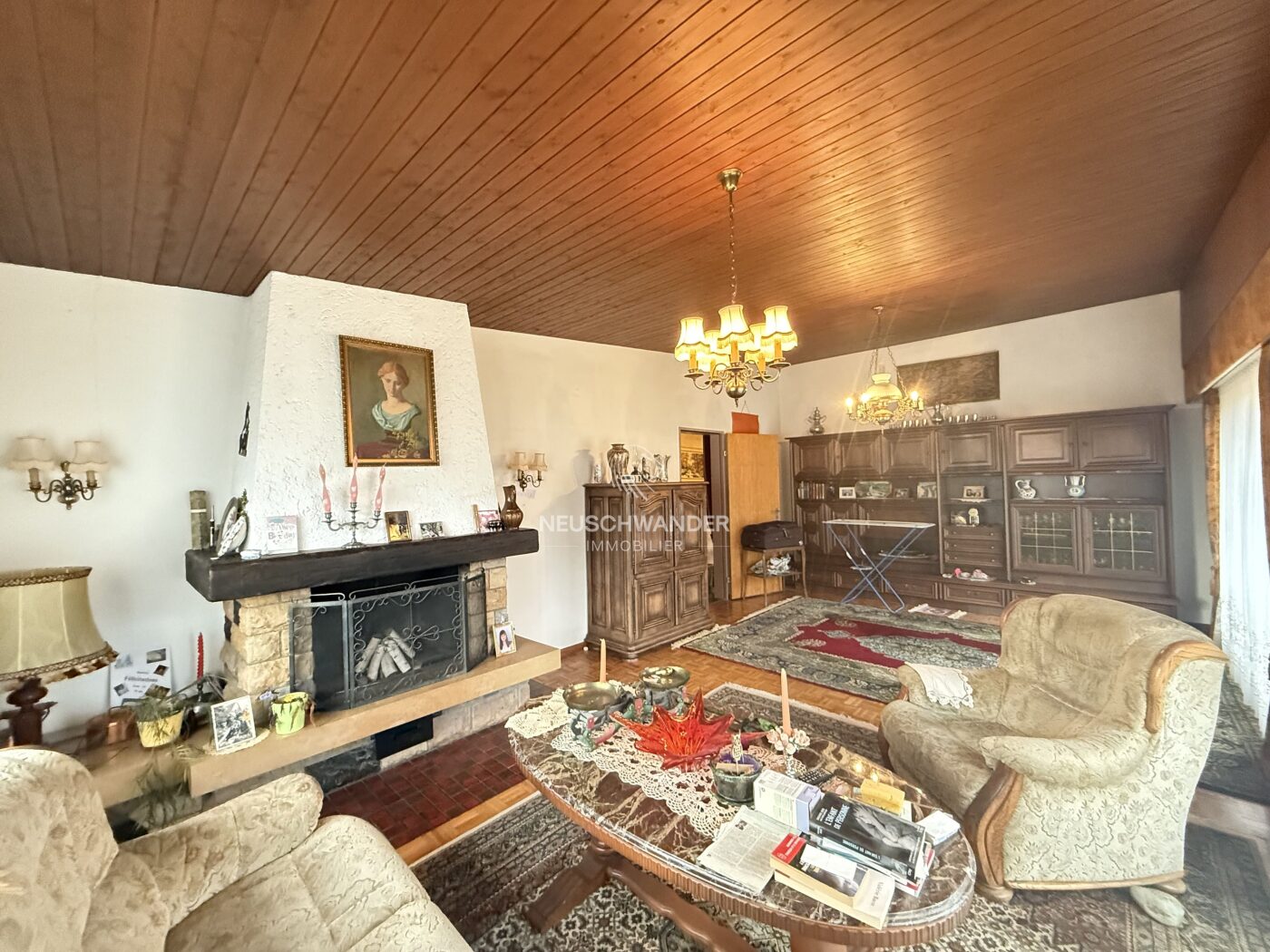 Séjour avec la cheminée