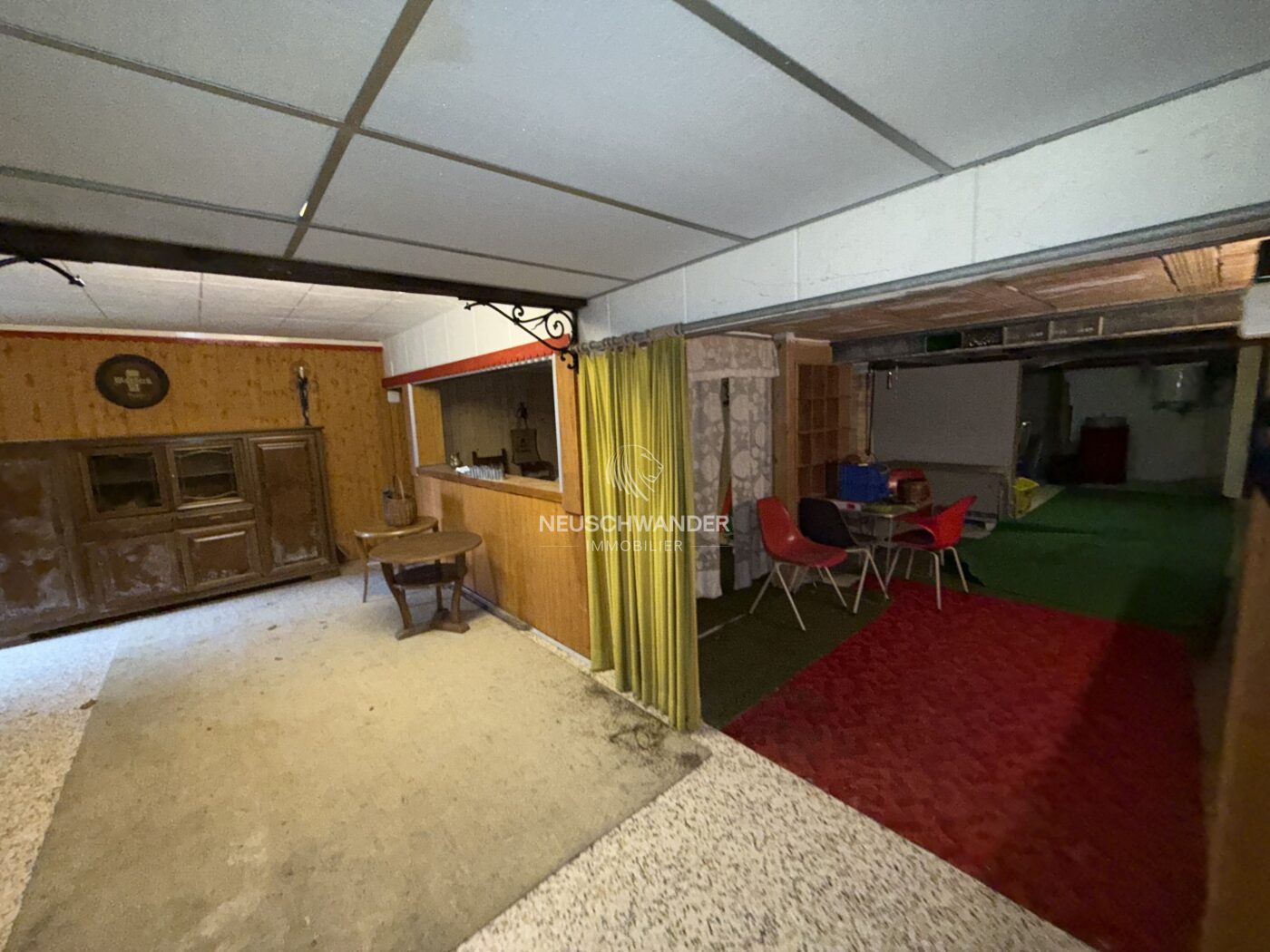 Carnotzet et atelier au sous-sol