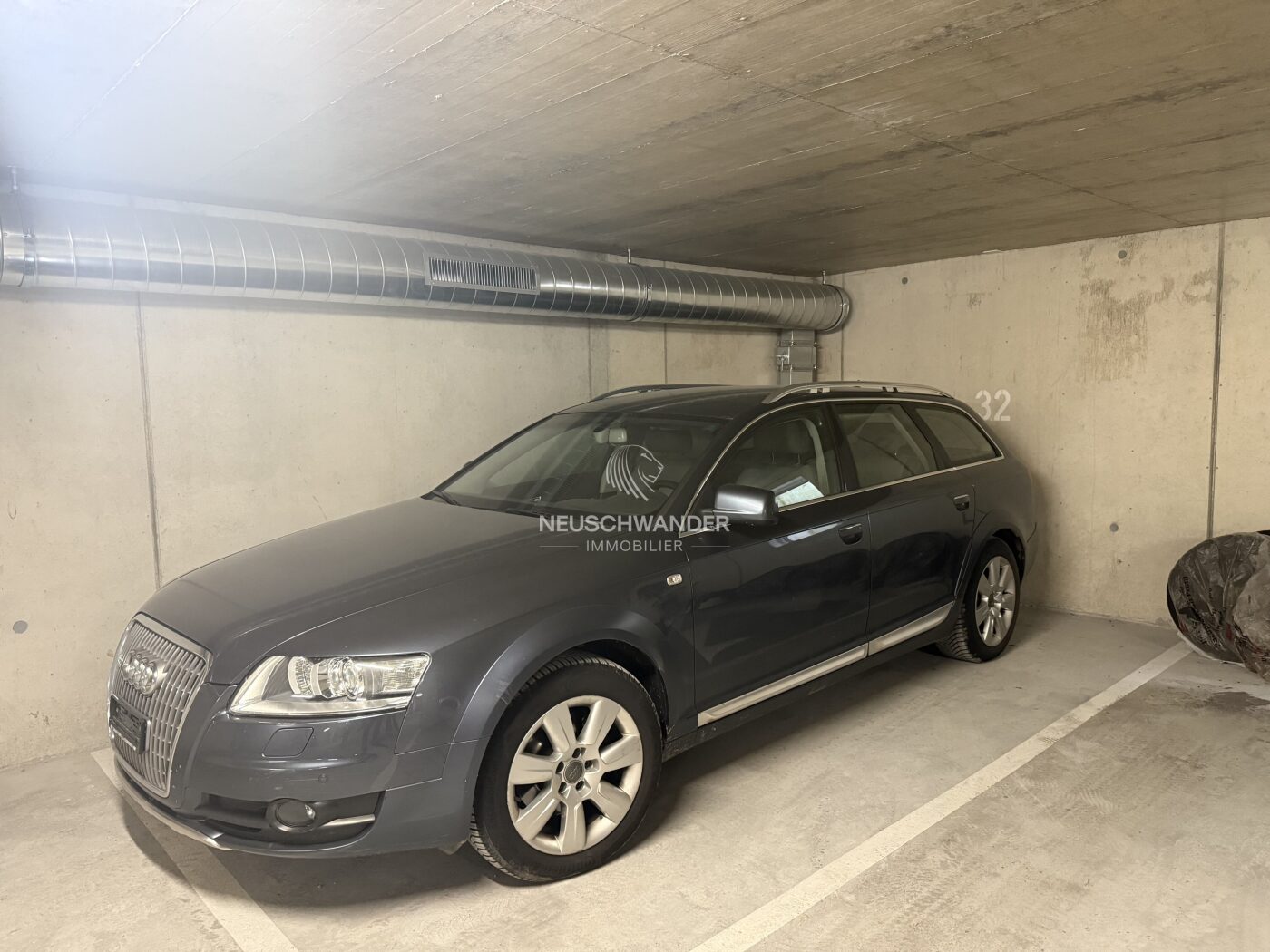 Place de parc dans le garage souterrain