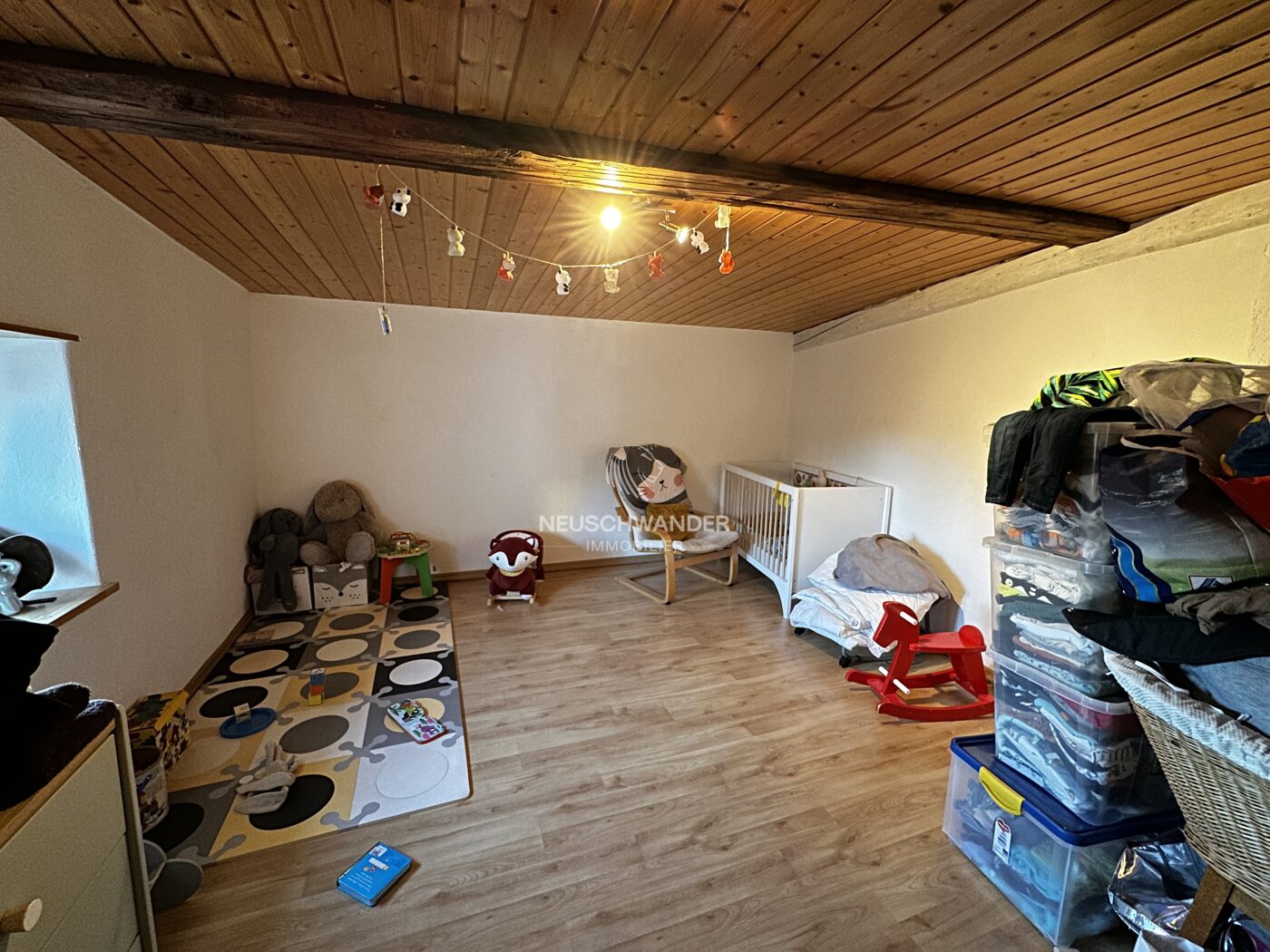 Appartement de 4.5 pièce au rez et 1er