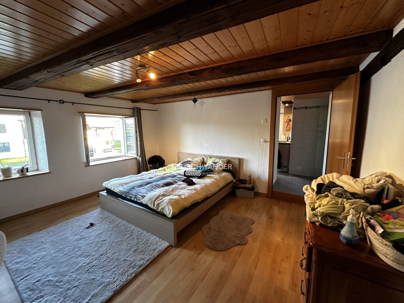 Appartement de 4.5 pièce au rez et 1er