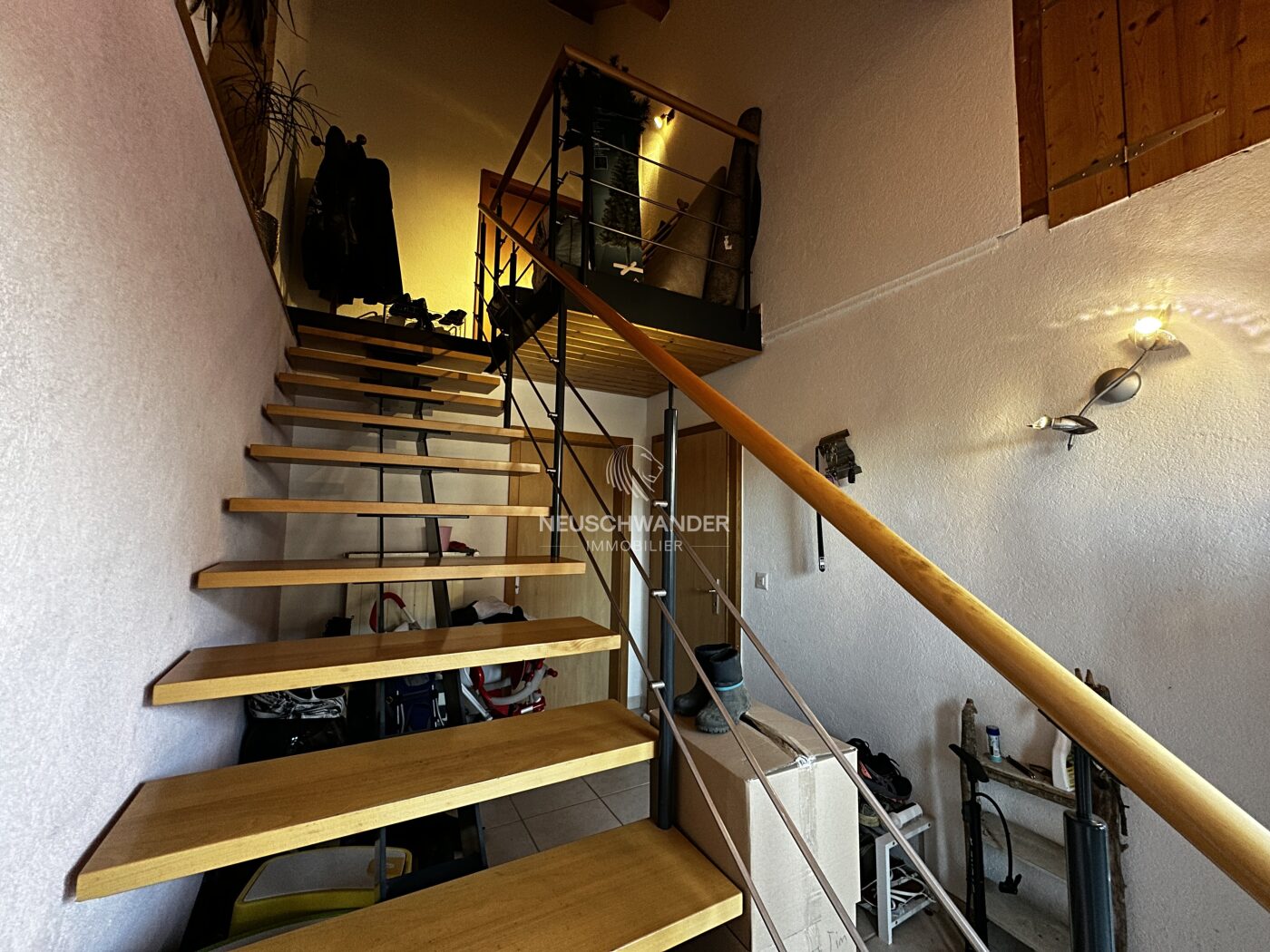 Appartement de 4.5 pièce au rez et 1er