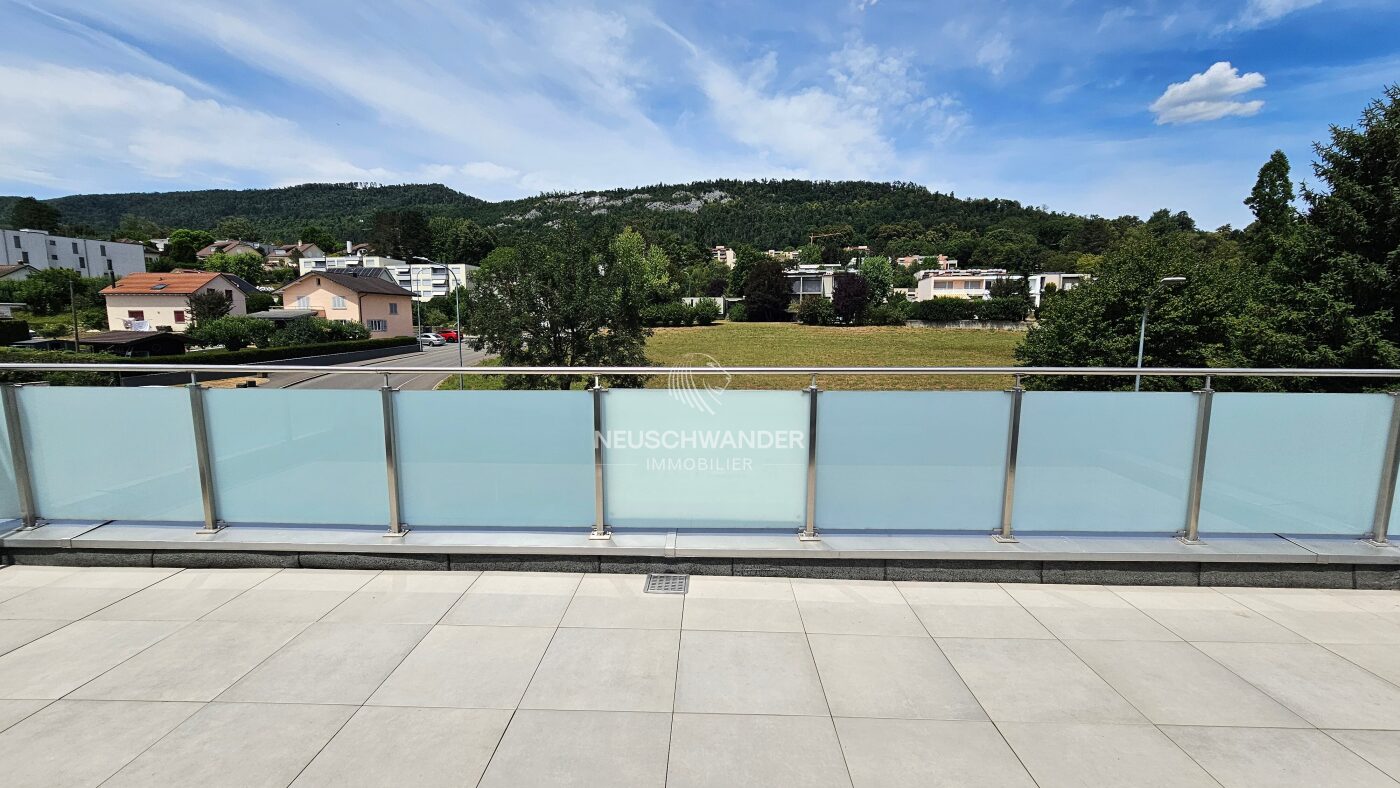 2ème étage - Grande terrasse avec vue