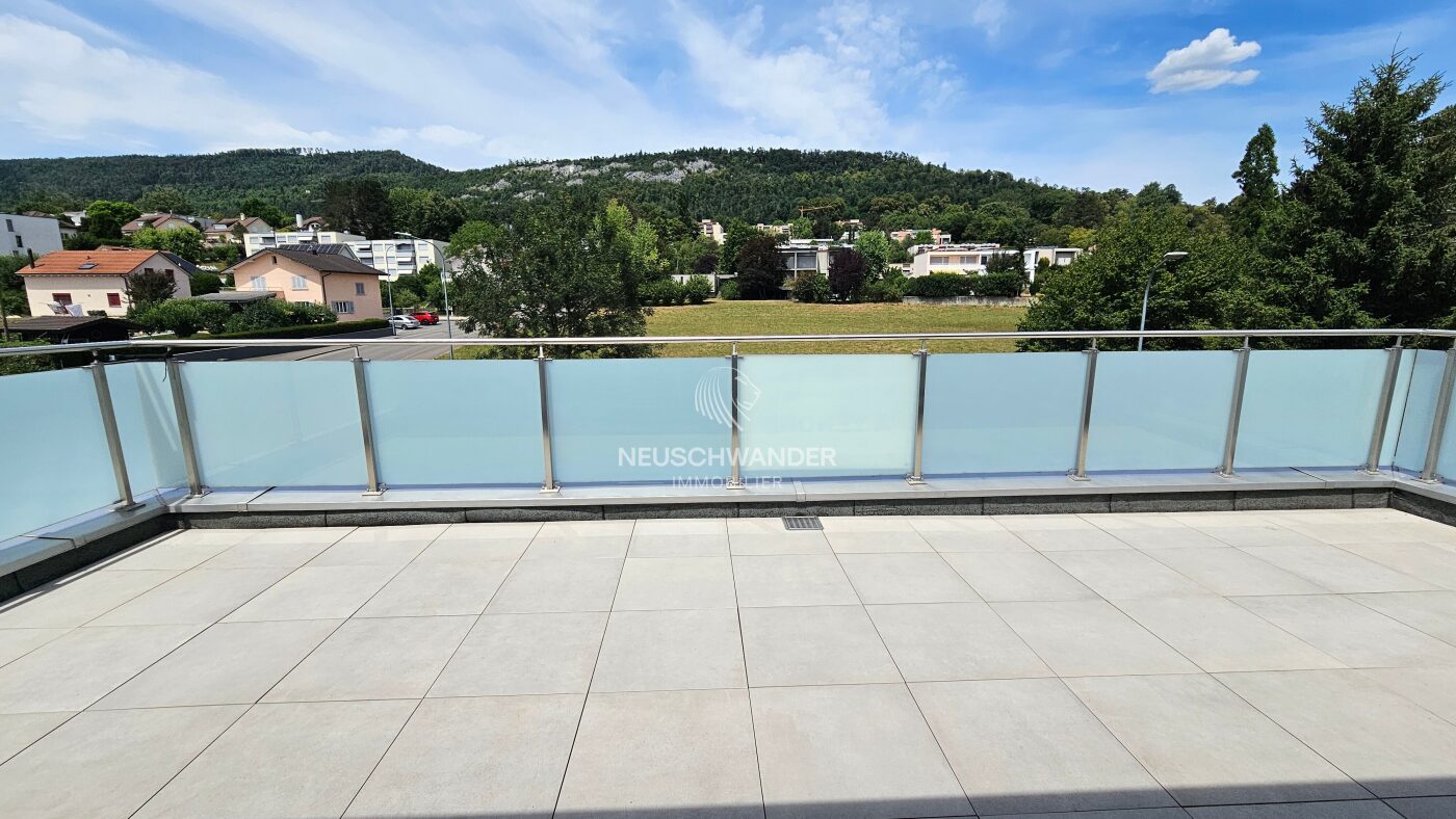 2ème étage - Grande terrasse avec vue