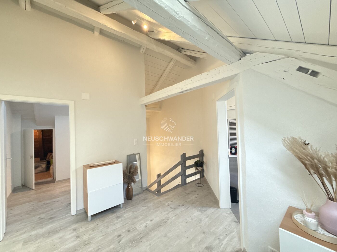 Mezzanine, 2ème étage