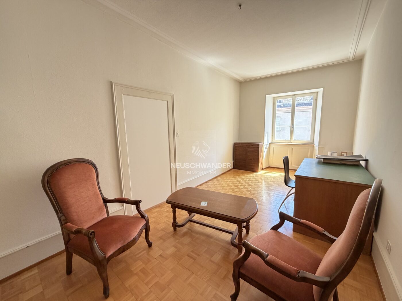 Deuxième appartement - grande pièce / chambre