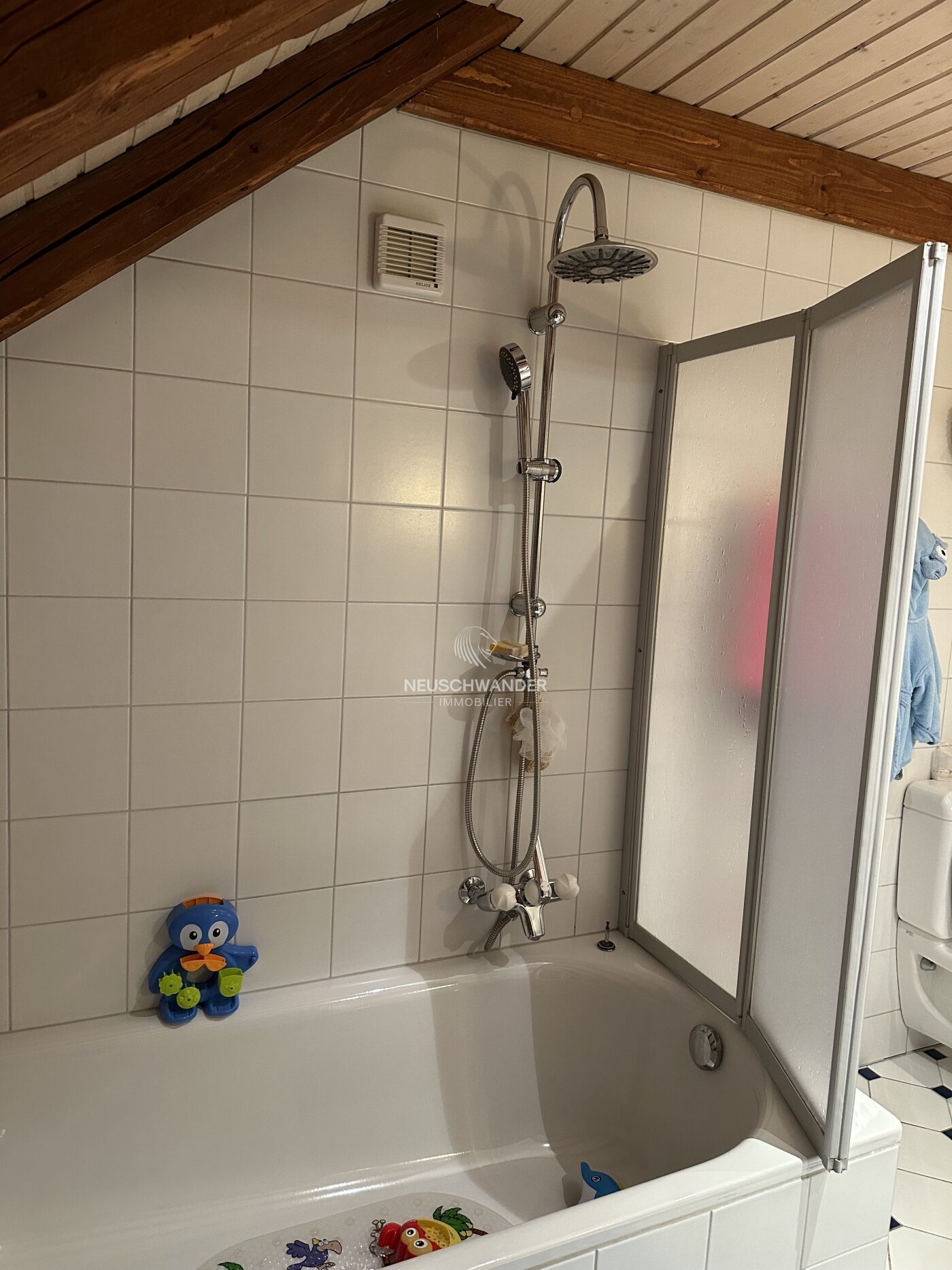 Mezzanine, salle de bain
