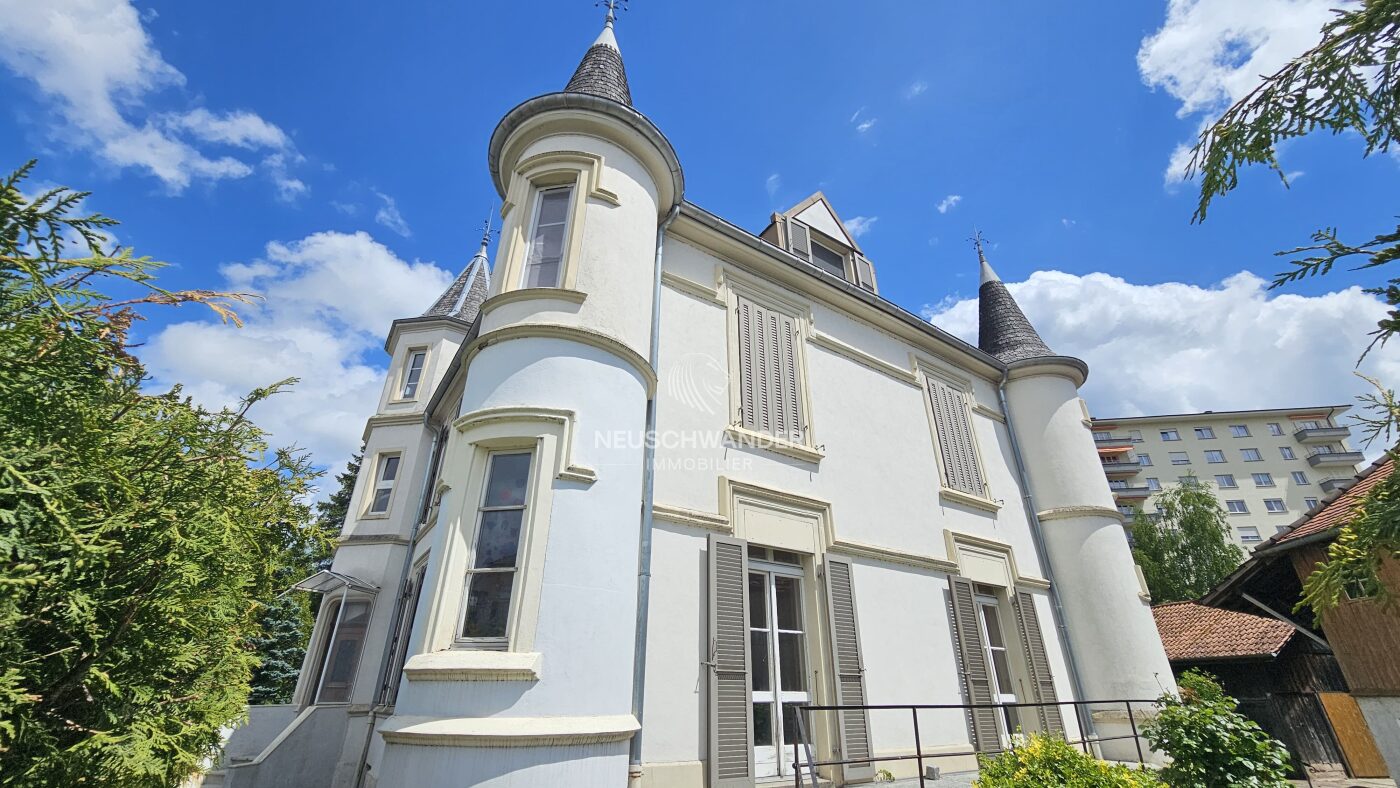 Extérieurs façade Ouest