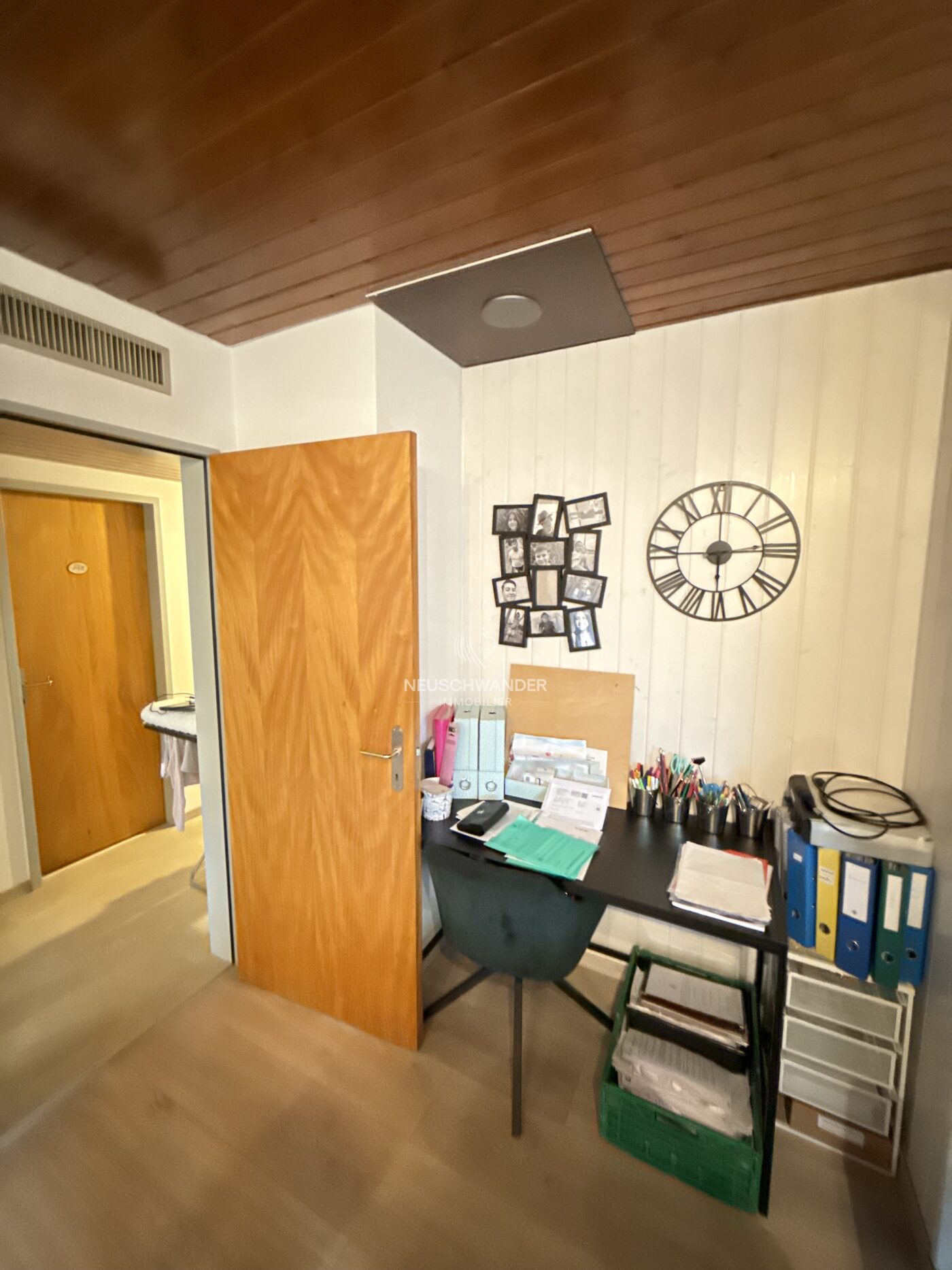 Coin bureau