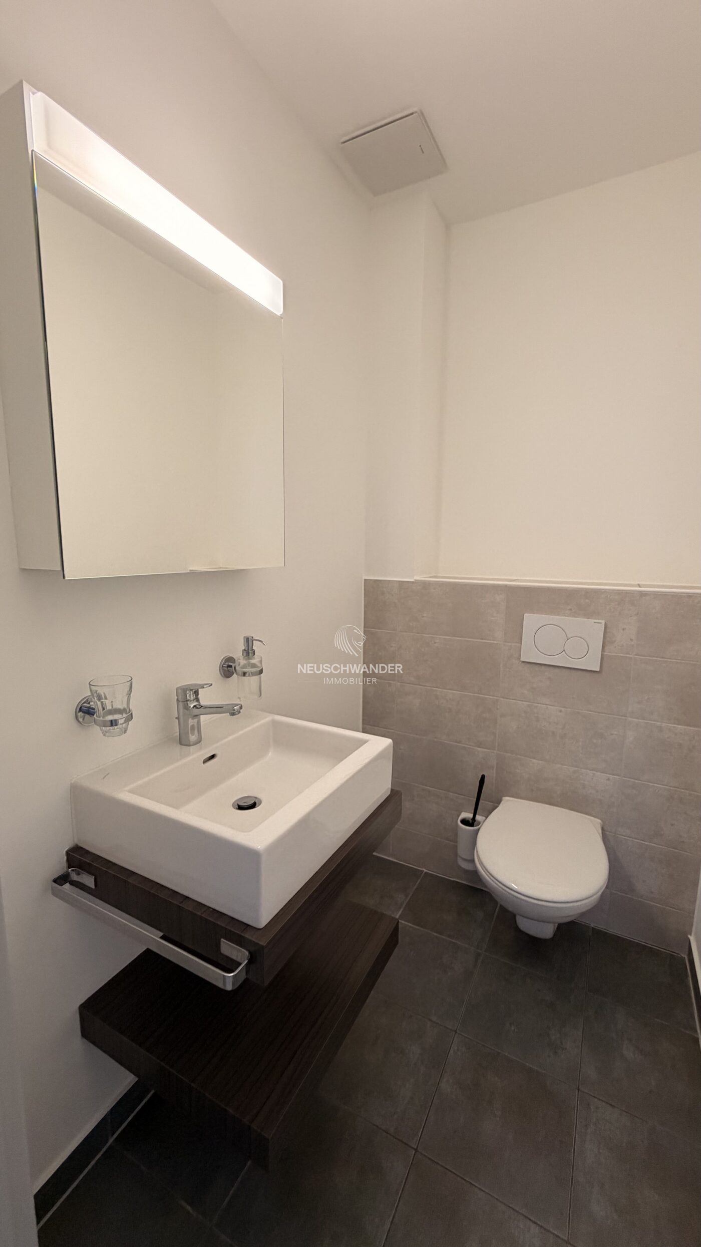 WC séparé