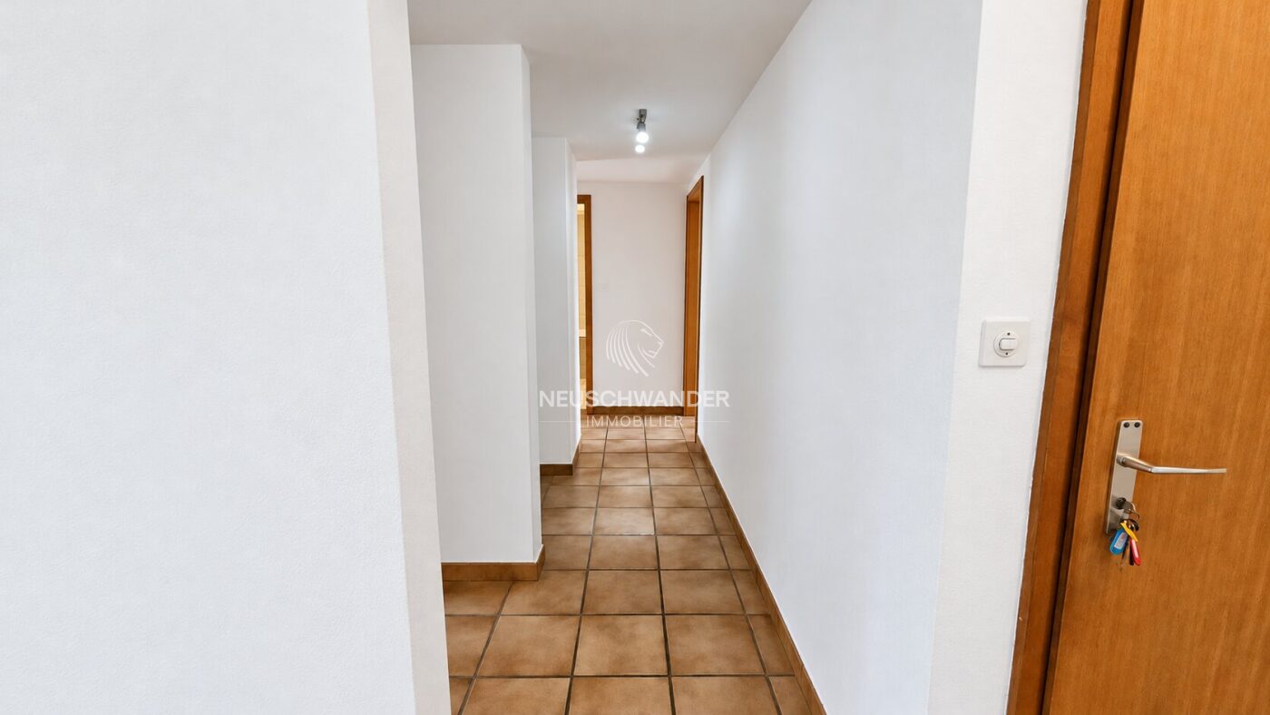Corridor (peinture sera refaite IA)