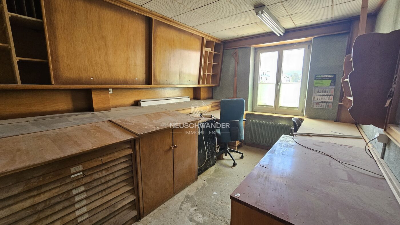 1er étage - intérieur ancien bureau
