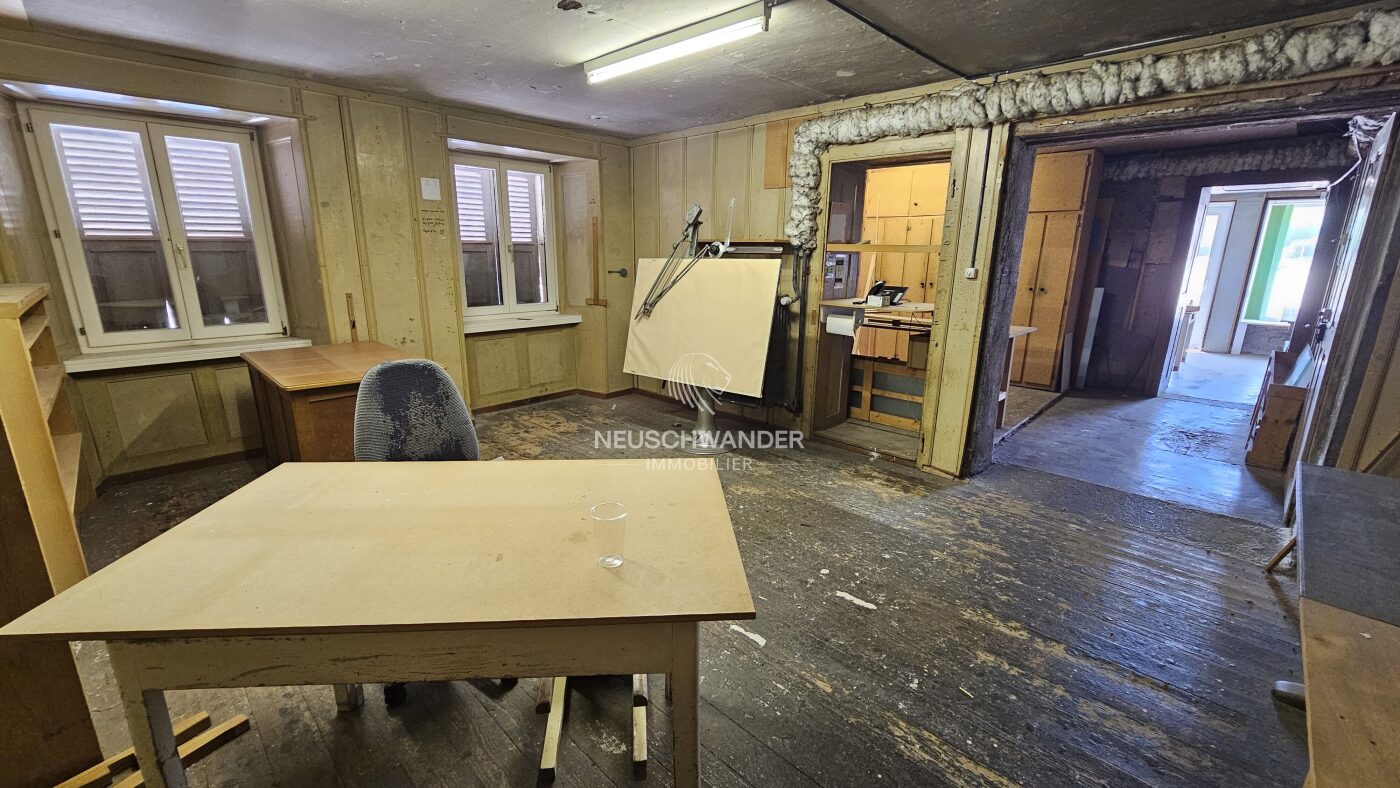 Atelier au rez-de-chaussée