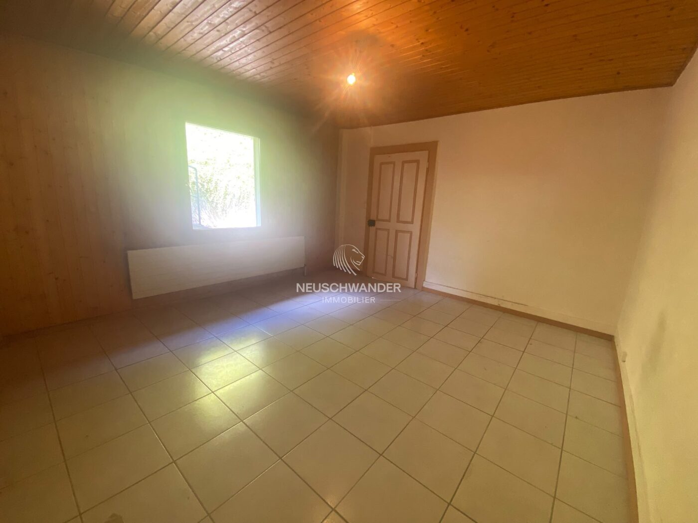 Chambre 1 depuis cuisine