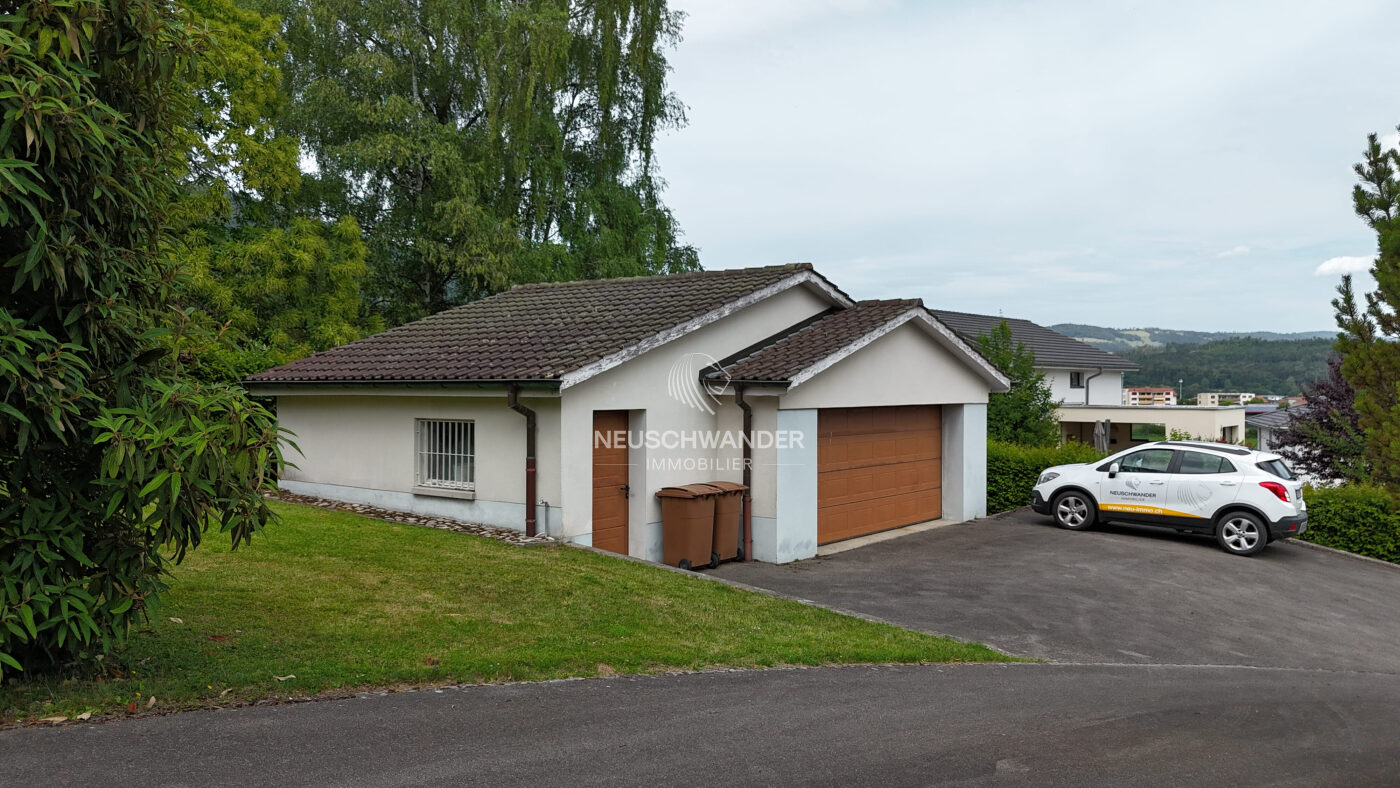 Garage-double avec sous-sol et local