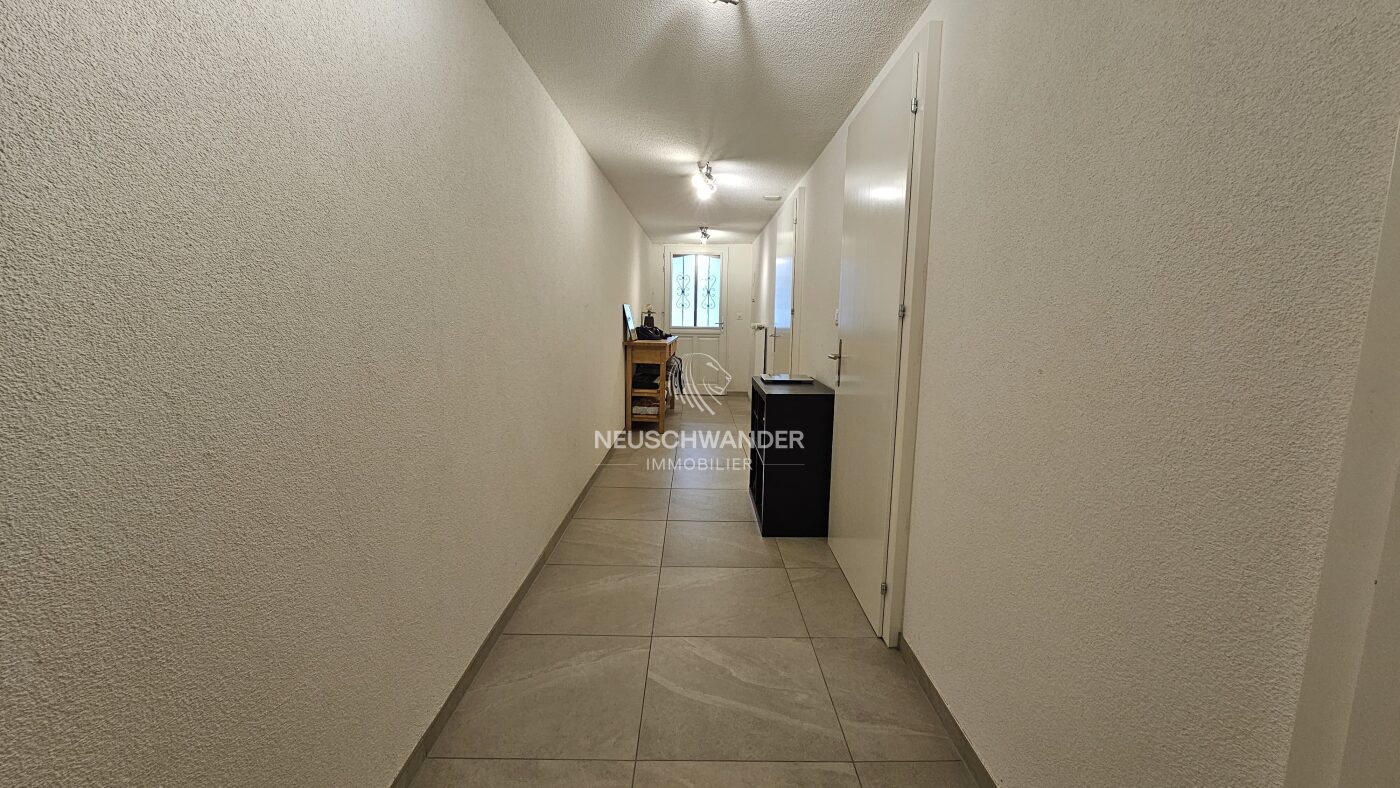 Couloir / hall de distribution
