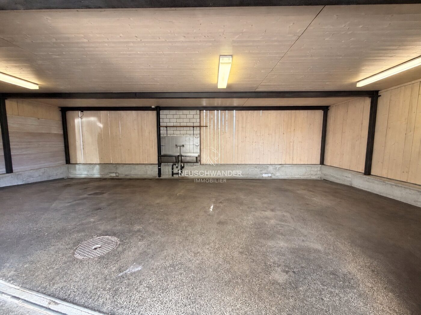 Garage pour 3 véhicules
