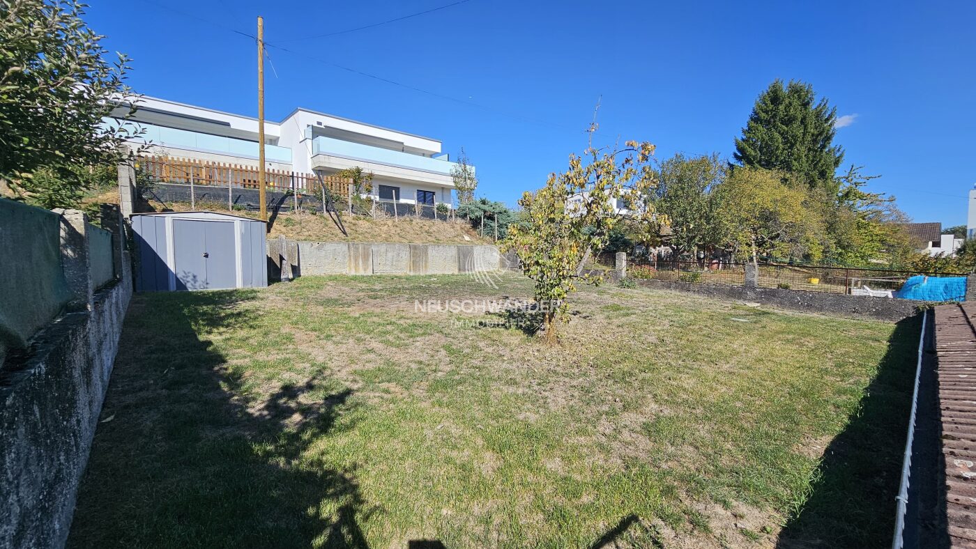 Agréable parcelle à l'arrière de la maison
